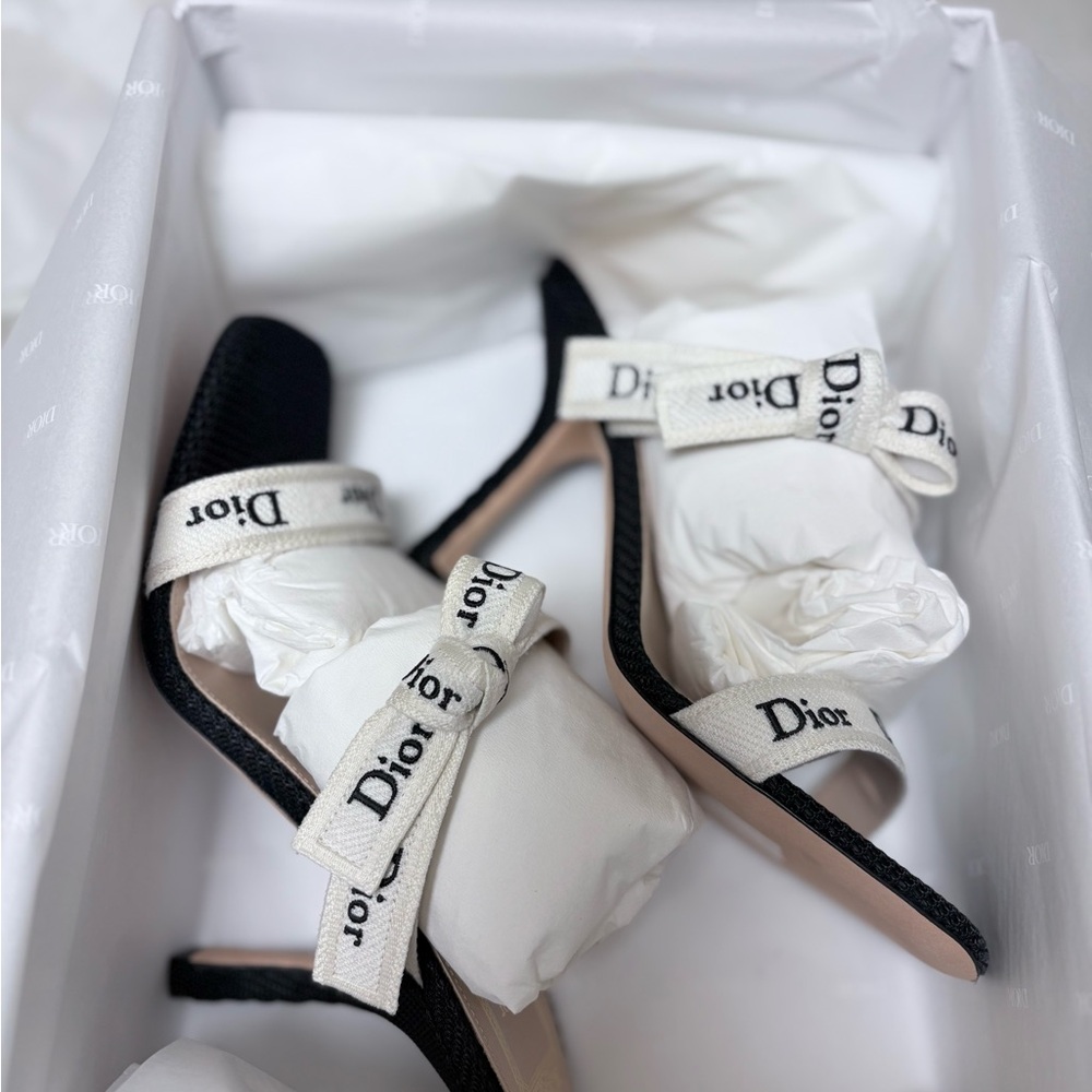 Heeled Sandal with J'Adior Straps - Picture 7 of 9